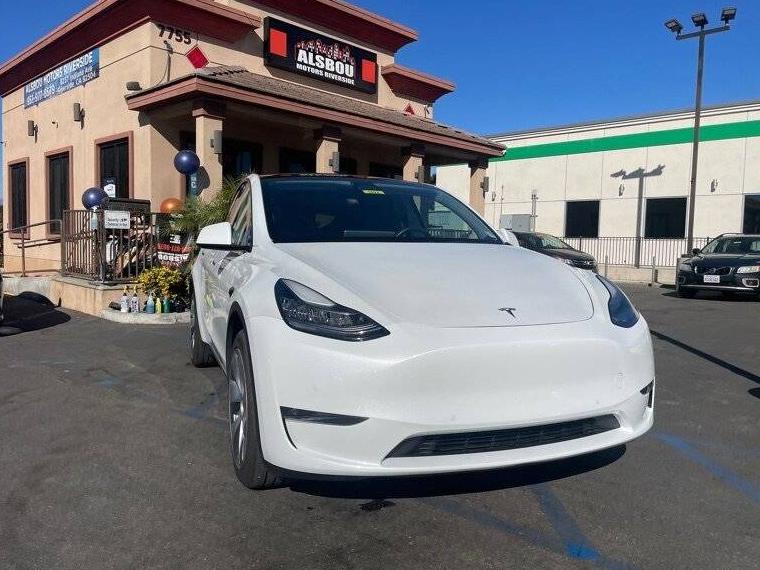 TESLA MODEL Y 2021 5YJYGDEE9MF090587 image